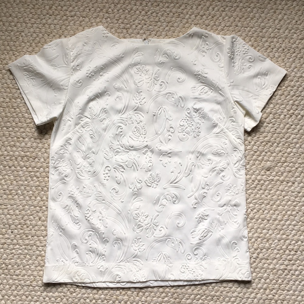 NWOT Kingdom & State Raised Pattern Top